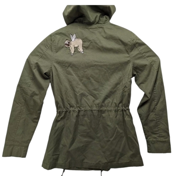 Her Universe Marvel Ms. Marvel Patch Anorak army green Women's Jacket Sz M - Picture 4 of 11